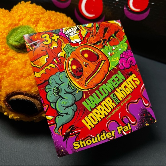 2024 Universal Studios Halloween Horror Nights HHN Lil' Boo Shoulder Plush NWT - Picture 4 of 7